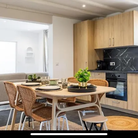 Maison A Deux Pas Du Port