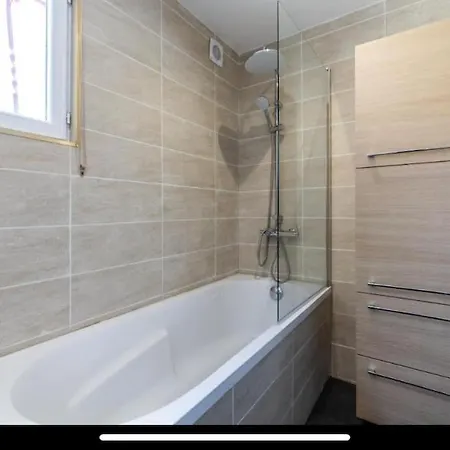 Maison A Deux Pas Du Port Lanton