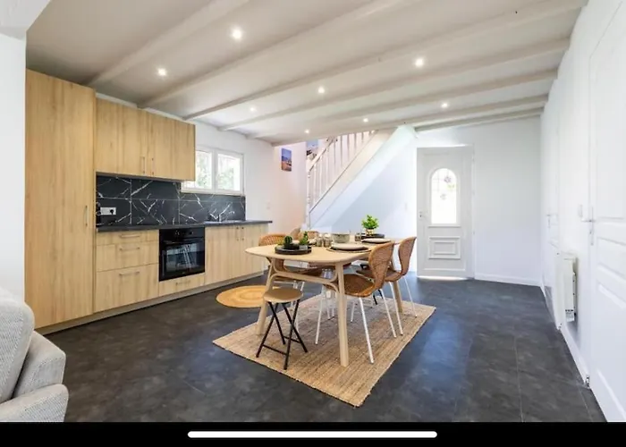 Maison à Deux Pas Du Port